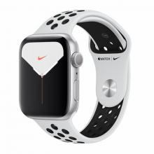 Apple Watch 5 Nike 44mm Silver Aluminum / Pure Platinum Sport Band